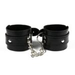 kit de Bondage en Cuero Sintético Negro. 8 Pcs. - Imagen 3
